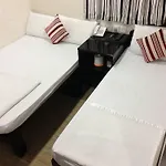Shanghai Hostel Hk